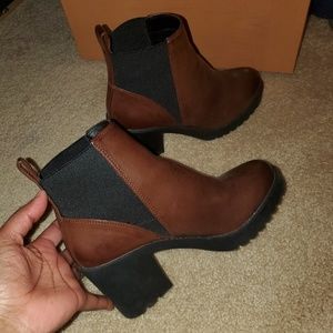 Beautiful brown H&M ankle boots